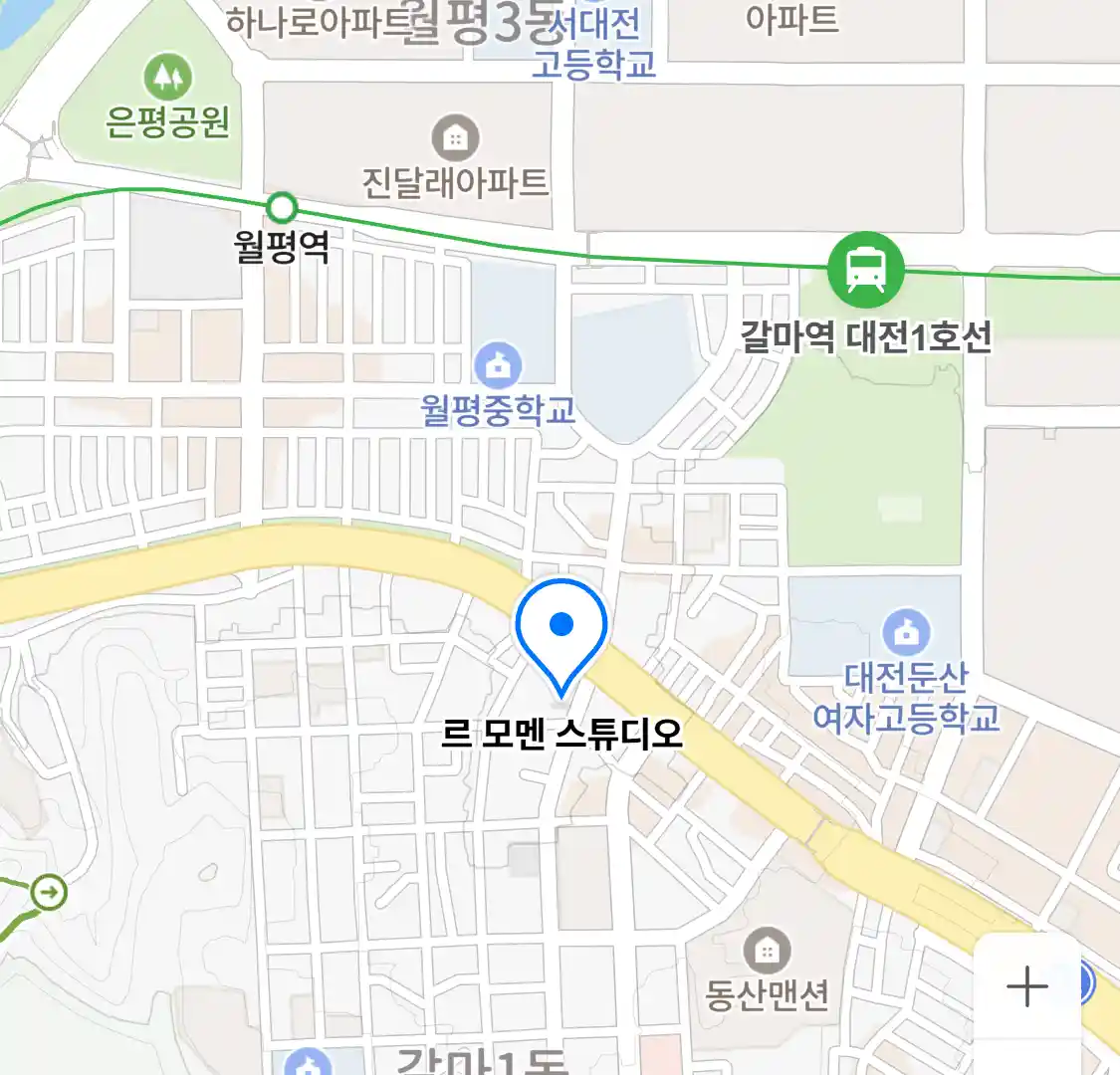 르 모멘 스튜디오 위치
